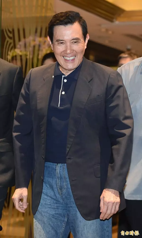陳樹菊獲頒清華大學榮譽校友