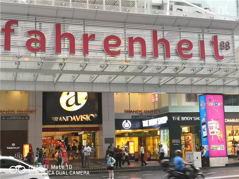 帶著 Huawei Mate 10 一日游 一路走走停停吃吃拍拍!