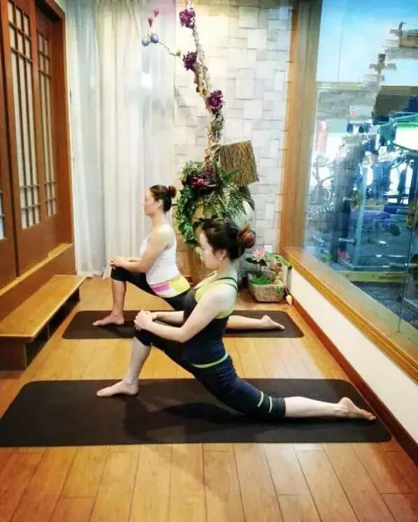 新手入門「瑜伽25式」,每天練一次,肩頸痠痛全消除!