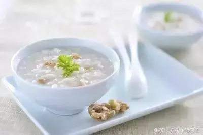 你身上的「4個祛濕開關」,輕輕一按濕氣就出來,何必花大錢去拔罐!