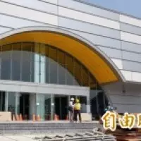 英國麥當勞將用紙吸管 台灣麥當勞:研議免用塑膠吸管方案
