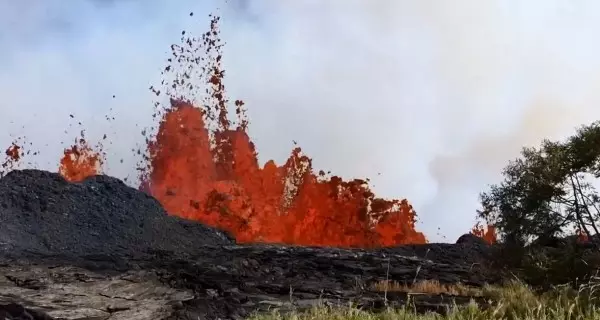 日本櫻島火山猛烈噴發 火山灰衝上4700公尺