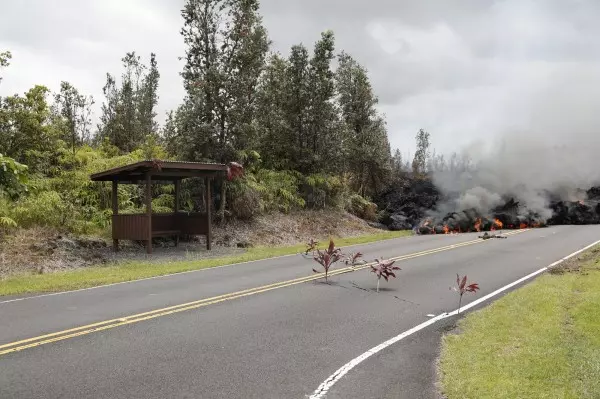 日本櫻島火山猛烈噴發 火山灰衝上4700公尺