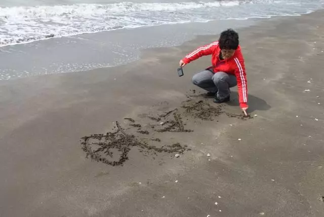 從小被錢養大，嫁給他才知道他的苦，多年後讓他的父母后悔