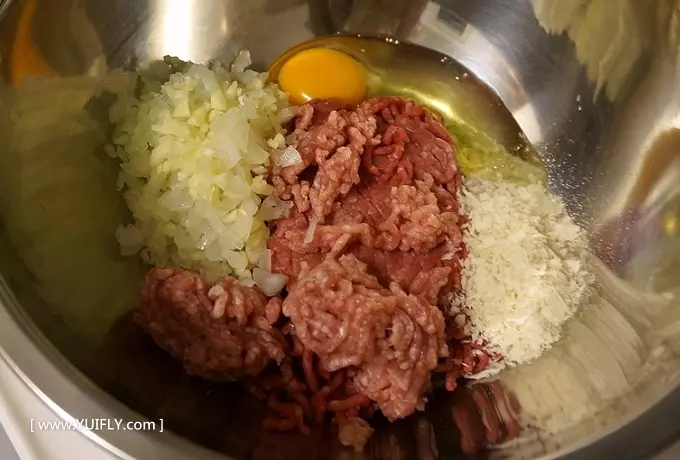 [Yui 超簡單食譜] 日式漢堡排、太陽蛋、照燒醬、起司芝心 ＊ 第一次就上手