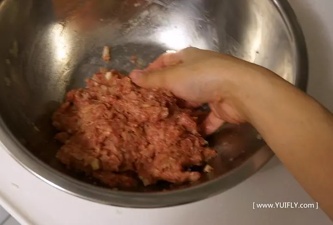[Yui 超簡單食譜] 日式漢堡排、太陽蛋、照燒醬、起司芝心 ＊ 第一次就上手