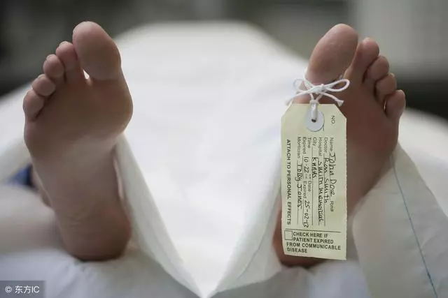 20歲小伙子夜跑猝死!醫生:猝死前身體的救命信號,3個信號,立馬停止人人都要清楚