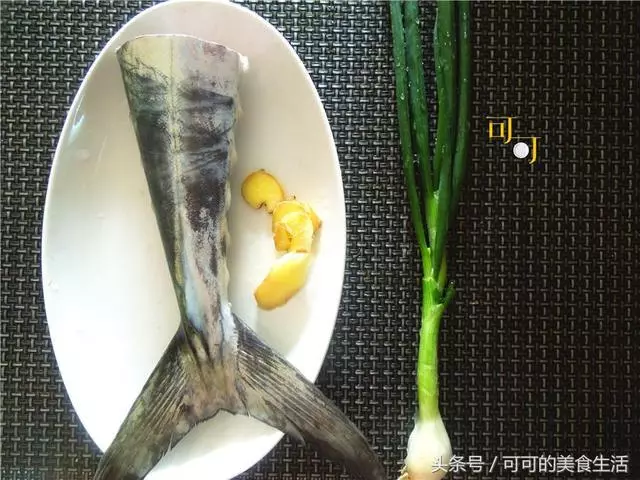 馬鮫魚這種做法你大概沒試過,煎著吃實在太香,只要換一種油來煎