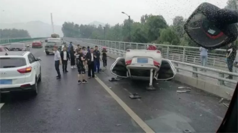 陸女車禍「胸爆見肺」命危 台醫揪全球專 家跨海救援