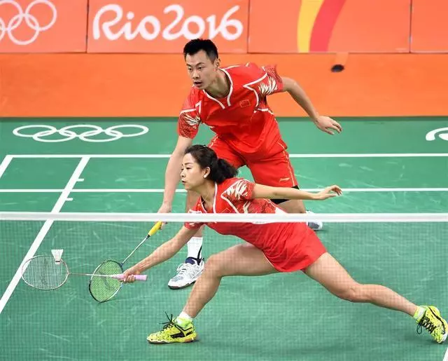 混雙男要有打3點的能力,女選手在網前要封1擋1