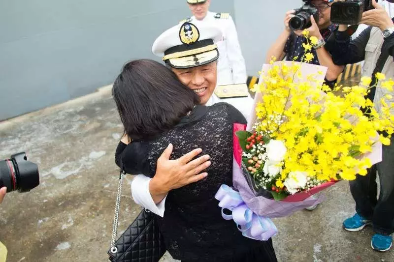 航行105天2.3萬浬 海軍敦睦艦隊抵國門