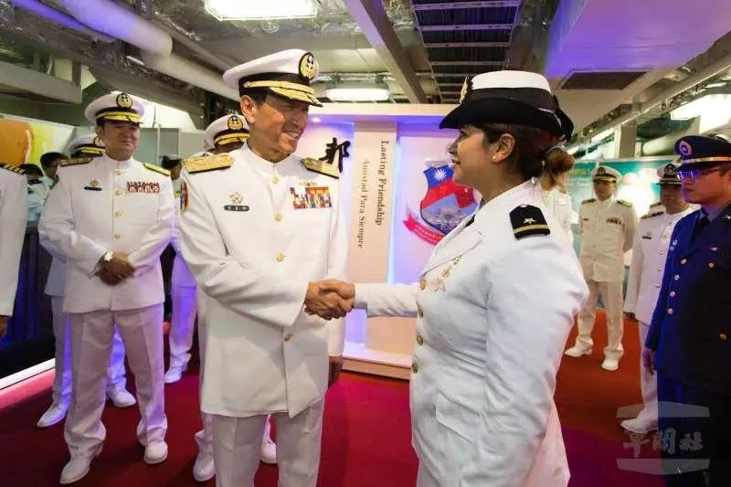 航行105天2.3萬浬 海軍敦睦艦隊抵國門