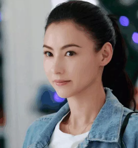 被兒子看見與陳冠希的照片,張柏芝霸氣回應,果然是受過傷的女人!