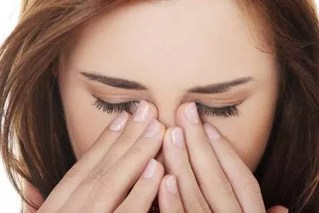 真沒想到凡士林除了潤滑以外還有這【10種用途】,尤其是女生,看完你會感謝我