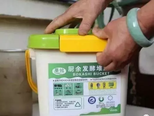 肥料根本不用買了!用這些廚房垃圾來養花,分分鐘長成綠瀑布