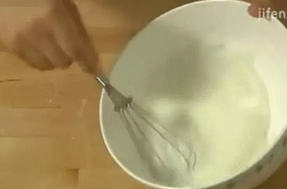 想烘焙沒有工具?電飯鍋照樣做出好吃的蛋糕!