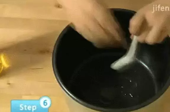 想烘焙沒有工具?電飯鍋照樣做出好吃的蛋糕!
