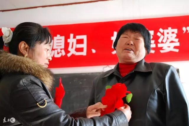 老公夜夜懲罰我,無意中聽到她和婆婆的對話,我心痛到無法呼吸