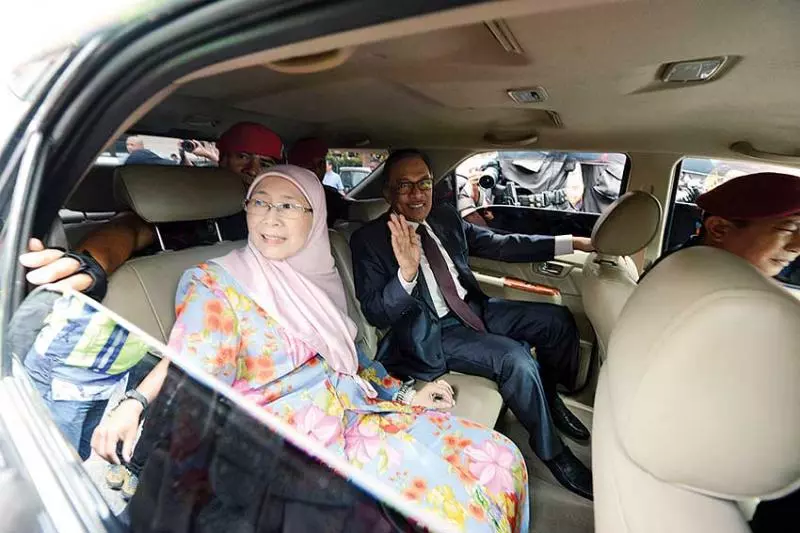 驚人大揭秘【副首相不為人知的一面】太不可思議了
