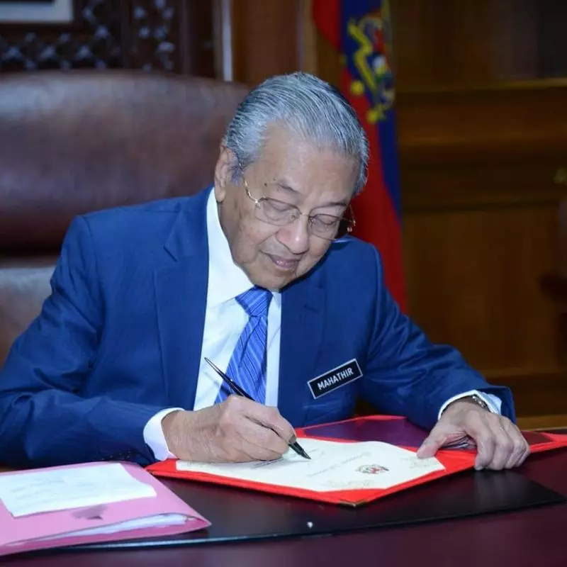 吳鎮宇對敦馬哈迪的看法! 大讚全球最年長的首相93歲還這麼有魄力, 自愧不如!