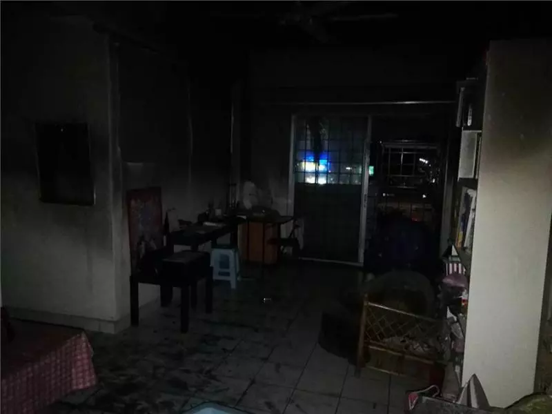 太可怕啦!1個Powerbank導致大馬住宅引發火災!
