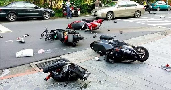 出了車禍後千萬別「說這些話」!不然你就會「賠慘」!學起來千萬別跟錢包過不去啊!!
