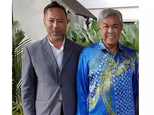 他托我安排見敦馬「阿末扎希講大話!」這就是巫統領袖的素質,靠欺騙黨員維持政治生涯!
