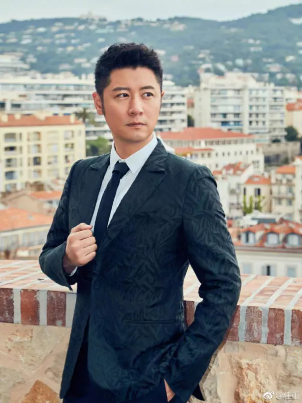 他曾經被林心如嫌棄「長得醜」,因找不到工作當6年老師!如今竟被「孫儷」帶火啦!