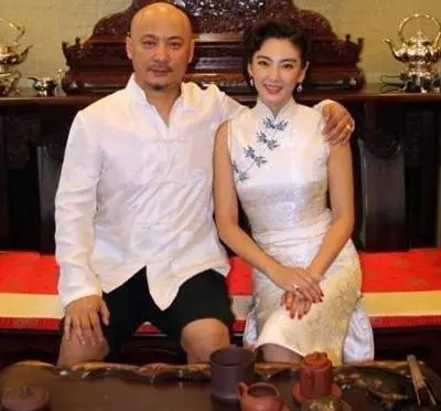 最臭名昭著的6對老夫少妻,最後兩對網友惡心的隔夜飯都吐出來了!