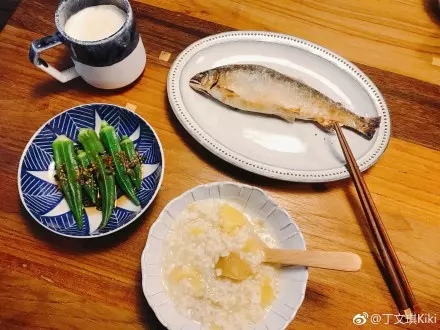 9個月孕肚現形!丁文琪出遊「鏡面反射」曝近況!