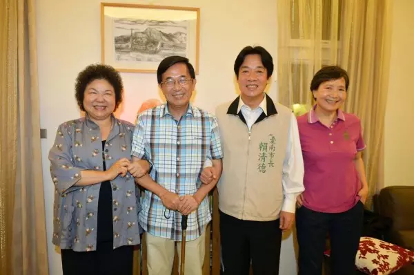 名嘴爆「玉山小組」助扁處理政治社會事!勇哥:純下鄉行程分工