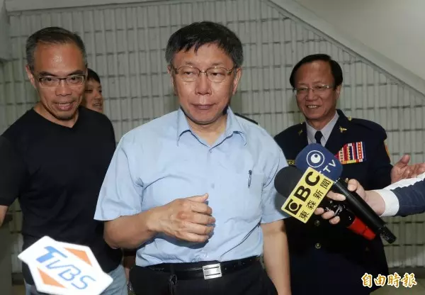 名嘴爆「玉山小組」助扁處理政治社會事!勇哥:純下鄉行程分工