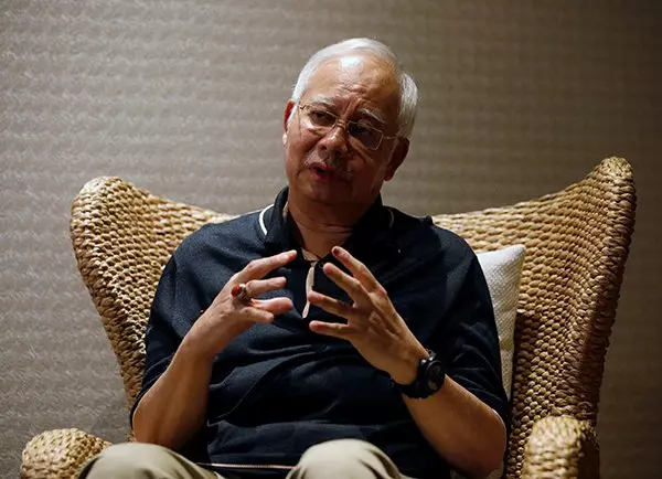罪證足夠了! 將在7月以「貪污腐敗、挪用國家資源、破壞國家經濟等罪名」提空Najib!? 納吉:一切都是他不知情下發生…