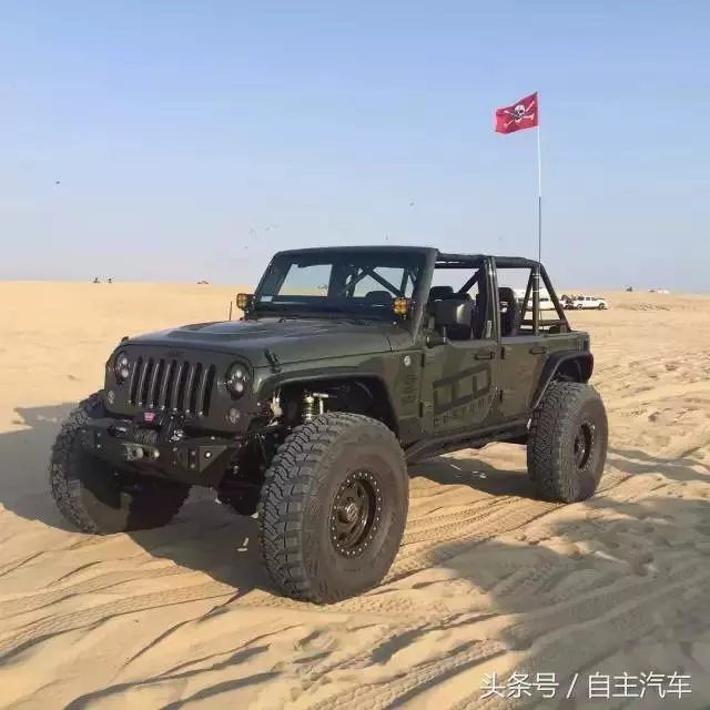 有錢就是不一樣,來看看土豪爆改牧馬人,這還是車嗎?
