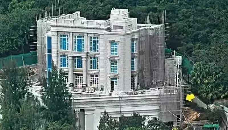 李嘉誠7億豪宅全面曝光!貧窮限制了我的想像力……