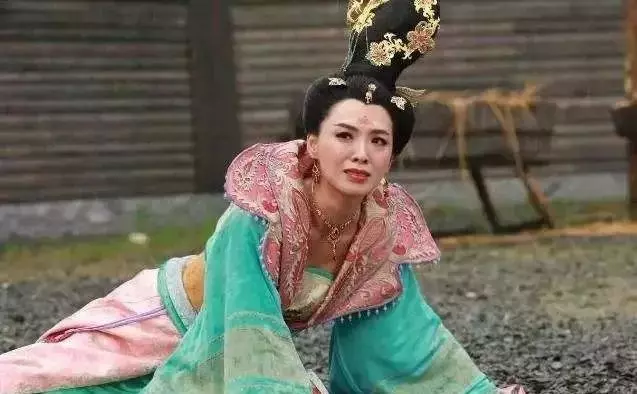 《深宮計》套路滿滿BUG多,依然看得停不下來!