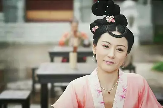 《深宮計》套路滿滿BUG多,依然看得停不下來!