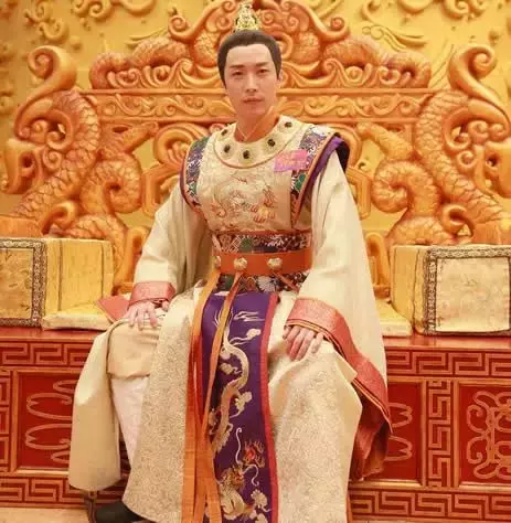 《深宮計》套路滿滿BUG多,依然看得停不下來!