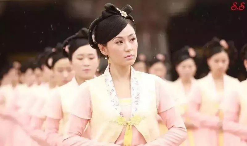 《深宮計》套路滿滿BUG多,依然看得停不下來!