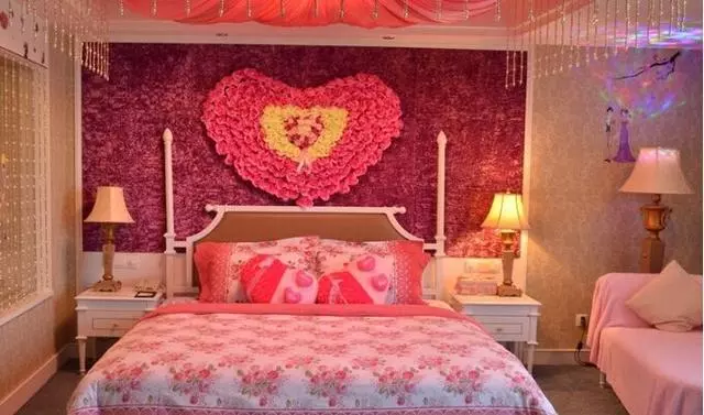 我把房子借給小叔子結婚用,聽見他和婆婆的對話,我把鎖芯換了