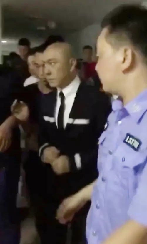 張衛健驚傳吸毒被捕,本人出面回應!