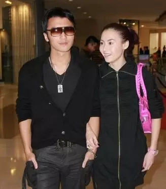 謝霆鋒花2億都換不回兒子,張柏芝坦言為何離婚,如今真相大白!