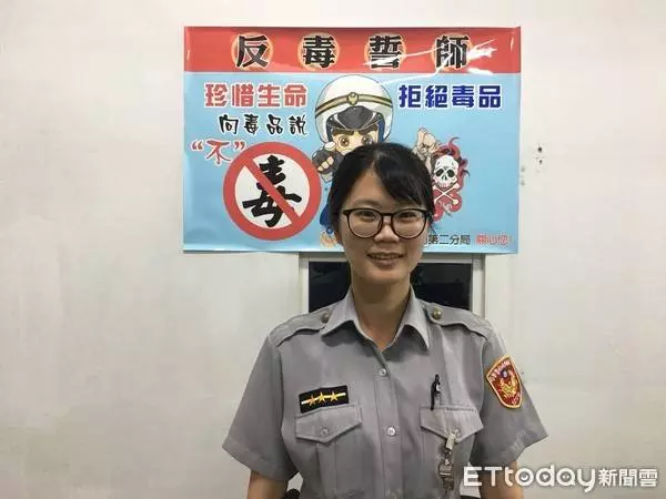 這位女警很不一樣 文武雙全一把罩