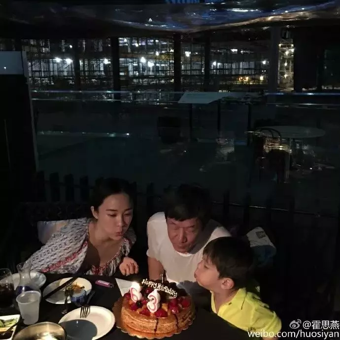 嗯哼媽曾被罵,6年沒戲拍,還未婚先孕「胖到80公斤」...如今狂瘦回春如少女羨煞眾人!