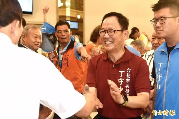 破除不合傳言!馬、郝、丁首度合體 暢聊超過半小時