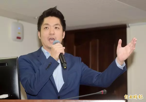 破除不合傳言!馬、郝、丁首度合體 暢聊超過半小時
