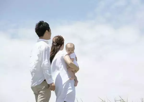 女人要不要生二胎?一位丈夫的話讓所有人沉默了!看哭了