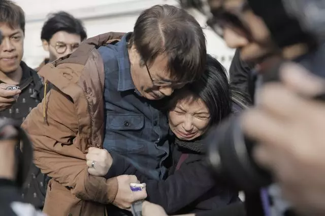 一夫多妻的明星,他三個老婆如親姐妹,他把原配逼到出家為尼!