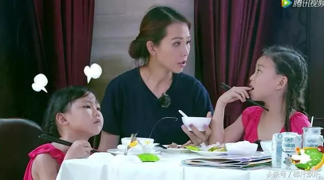 蔡少芬小女兒被冷落髮脾氣,蔡少芬撒嬌道歉,大女兒反應讓人意外