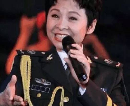 一夜之間,身敗名裂的十位明星,最後一位網友拍手叫好!